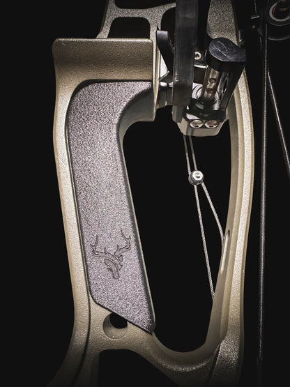 Hoyt VTM Custom Grip – Your LOGO!